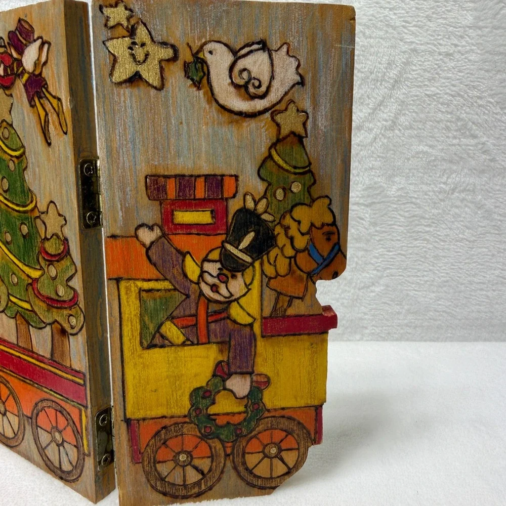 VTG Handmade Hand Painted Wood Christmas Jolly Express Train Folding Decoration